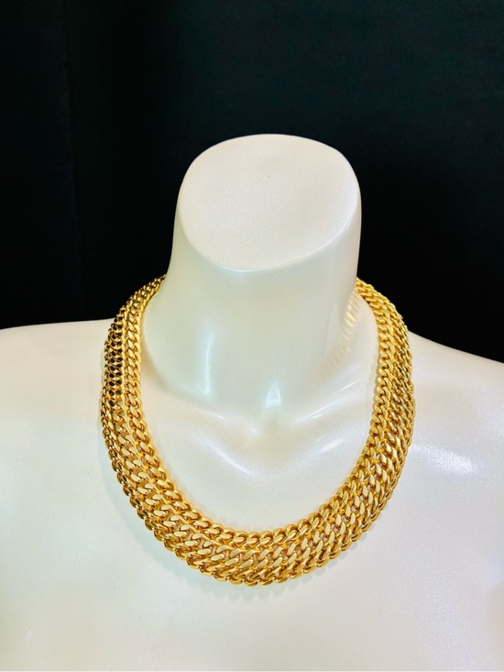 Anne Klein VTG 90s Gold-Tone Triple Strand Chain Necklace 152g Timeless Elegance